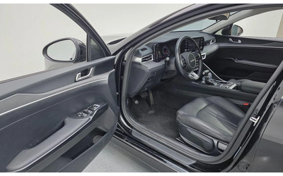 Kia K5 - автомобили, коли, обяви за нови и употребявани 9