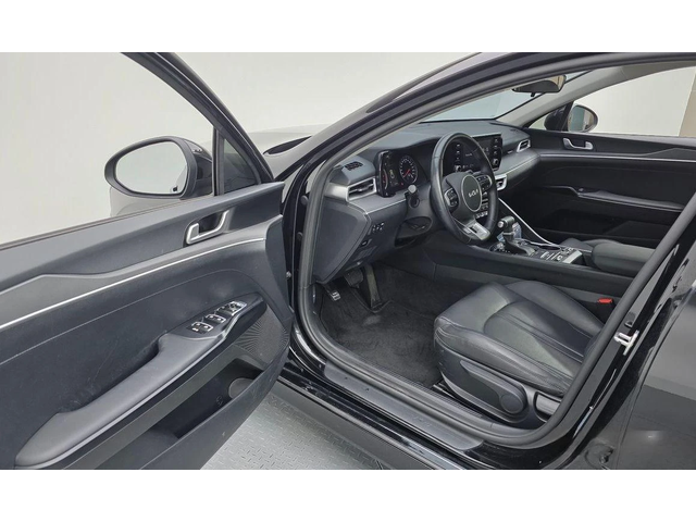 Kia K5 - автомобили, коли, обяви за нови и употребявани 9