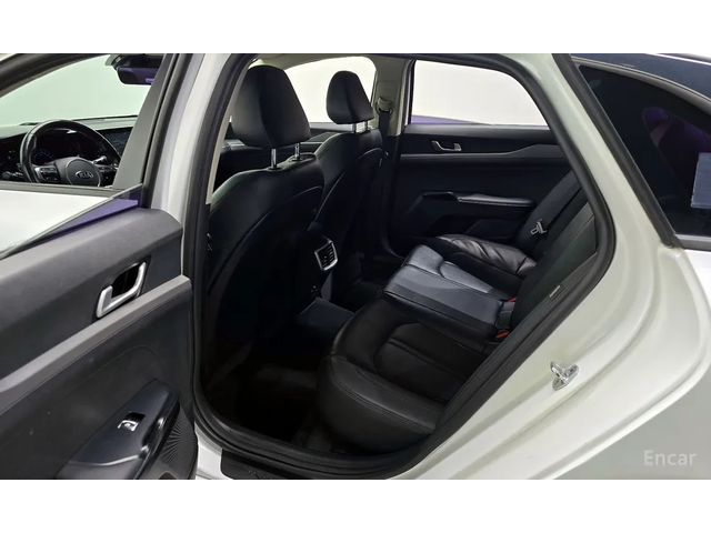 Kia K5 2.0 LPG * НАЙ-ДОБРА ЦЕНА В БЪЛГАРИЯ* - автомобили, коли, обяви за нови и употребявани 8