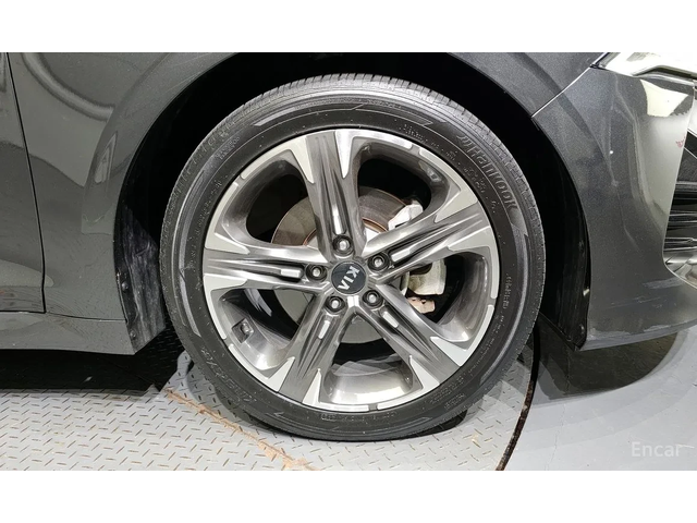 Kia K5 2.0 LPG SIGNATURE * OЧАКВАН ВНОС* - автомобили, коли, обяви за нови и употребявани 1