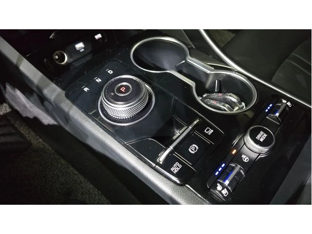 Kia K5 2.0 LPG TRENDY * ОЧАКВАН ВНОС* - автомобили, коли, обяви за нови и употребявани 4