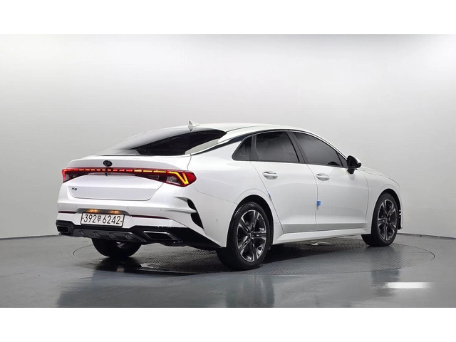 Kia K5 2.0 Signature * НАЙ-ДОБРА ЦЕНА В БЪЛГАРИЯ* - автомобили, коли, обяви за нови и употребявани 1