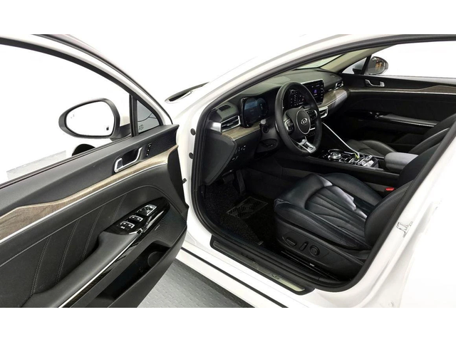 Kia K5 2.0 Signature * НАЙ-ДОБРА ЦЕНА В БЪЛГАРИЯ* - автомобили, коли, обяви за нови и употребявани 9