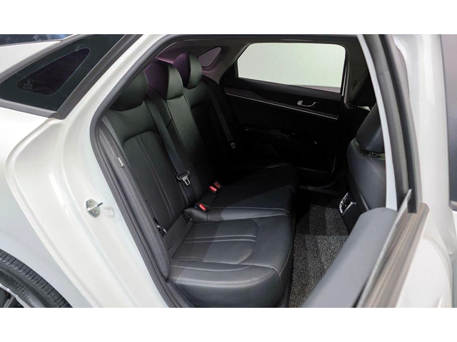 Kia K5 2.0 Noblesse * НАЙ-ДОБРА ЦЕНА В БЪЛГАРИЯ* - автомобили, коли, обяви за нови и употребявани 11