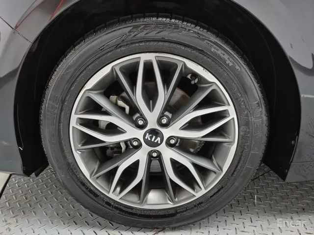 Kia K5 2.0 LPG * НАЙ-ДОБРА ЦЕНА В БЪЛГАРИЯ* - автомобили, коли, обяви за нови и употребявани 16