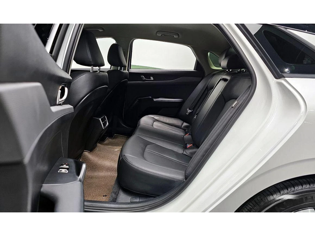 Kia K5 2.0 LPG PRESTIGE* НАЙ-ДОБРА ЦЕНА В БЪЛГАРИЯ* - автомобили, коли, обяви за нови и употребявани 11