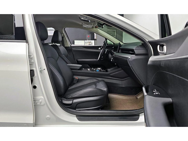 Kia K5 2.0 LPG PRESTIGE* НАЙ-ДОБРА ЦЕНА В БЪЛГАРИЯ* - автомобили, коли, обяви за нови и употребявани 9