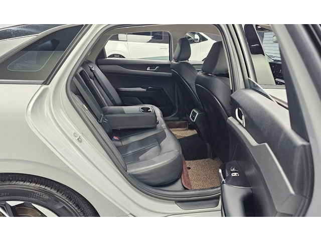 Kia K5 2.0 LPG * НАЙ-ДОБРА ЦЕНА В БЪЛГАРИЯ* - автомобили, коли, обяви за нови и употребявани 11