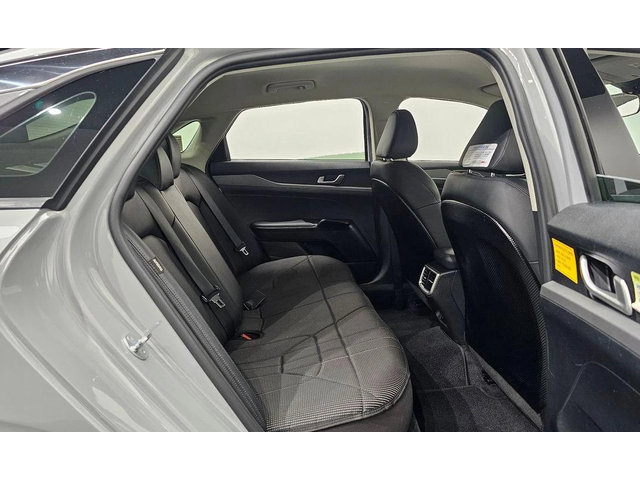 Kia K5 2.0 LPG PRESTIGE * НАЙ-ДОБРА ЦЕНА В БЪЛГАРИЯ* - автомобили, коли, обяви за нови и употребявани 8