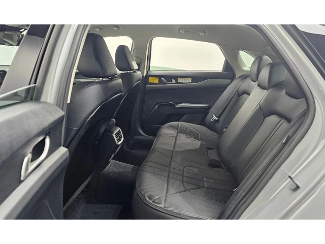 Kia K5 2.0 LPG PRESTIGE * НАЙ-ДОБРА ЦЕНА В БЪЛГАРИЯ* - автомобили, коли, обяви за нови и употребявани 9