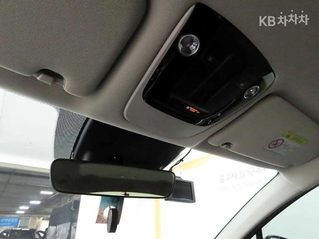 Kia K5 2.0 LPi - ФАБРИЧНО ЛИЗИНГ БЕЗ ПЪРВОНАЧАЛНА ВНОСКА - автомобили, коли, обяви за нови и употребявани 13