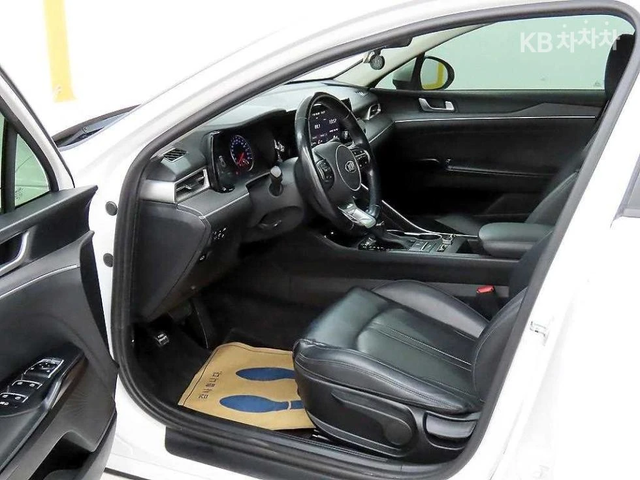 Kia K5 2.0 LPi - ФАБРИЧНО ЛИЗИНГ БЕЗ ПЪРВОНАЧАЛНА ВНОСКА - автомобили, коли, обяви за нови и употребявани 4