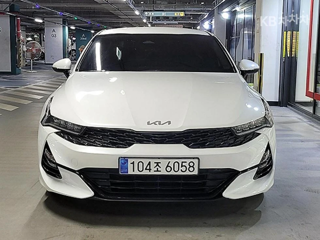 Kia K5 2.0 LPi - ФАБРИЧНО ЛИЗИНГ БЕЗ ПЪРВОНАЧАЛНА ВНОСКА - автомобили, коли, обяви за нови и употребявани 1