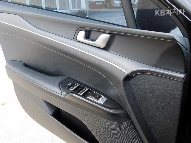 Kia K5 2.0 LPi - ФАБРИЧНО ЛИЗИНГ БЕЗ ПЪРВОНАЧАЛНА ВНОСКА - автомобили, коли, обяви за нови и употребявани 9