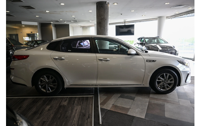 Kia K5 2.0 фабрична газ ЛИЗИНГ БЕЗ ПЪРВОНАЧАЛНА ВНОСКА - автомобили, коли, обяви за нови и употребявани 6