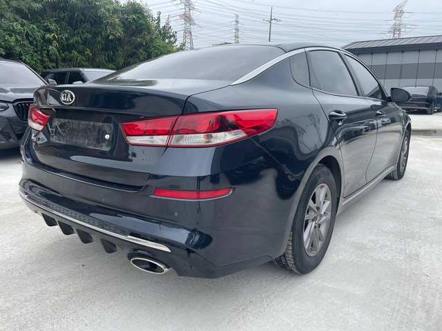 Kia K5 2.0LPI autogeorge.com - автомобили, коли, обяви за нови и употребявани 4