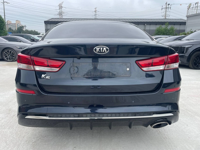 Kia K5 2.0LPI autogeorge.com - автомобили, коли, обяви за нови и употребявани 5