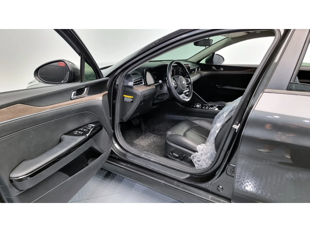 Kia K5 2.0LPI NOBLESSE autogeorge.com - автомобили, коли, обяви за нови и употребявани 9