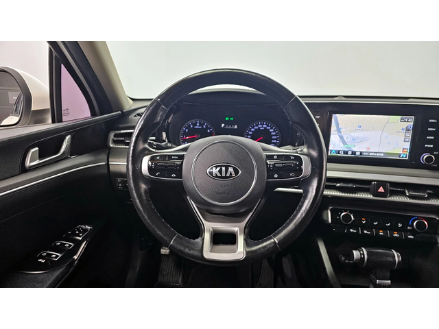 Kia K5 2.0LPI STANDARD autogeorge.com - автомобили, коли, обяви за нови и употребявани 12