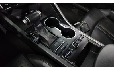 Kia K5 2.0LPI TRENDY autogeorge.com - автомобили, коли, обяви за нови и употребявани 8