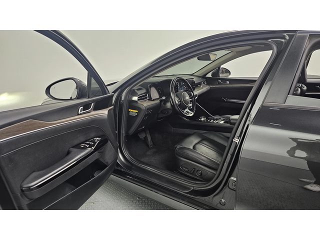 Kia K5 2.0 NOBLESSE autogeorge.com - автомобили, коли, обяви за нови и употребявани 8