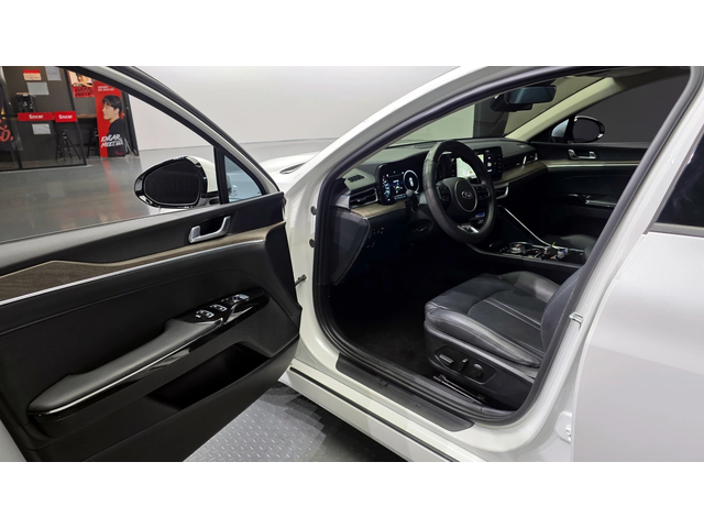 Kia K5 2.0 NOBLESSE autogeorge.com - автомобили, коли, обяви за нови и употребявани 8