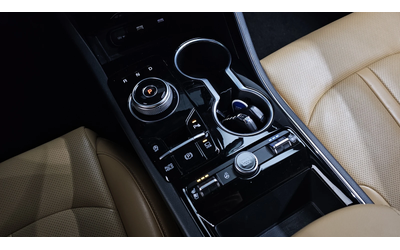 Kia K5 2.0 NOBLESSE autogeorge.com - автомобили, коли, обяви за нови и употребявани 7