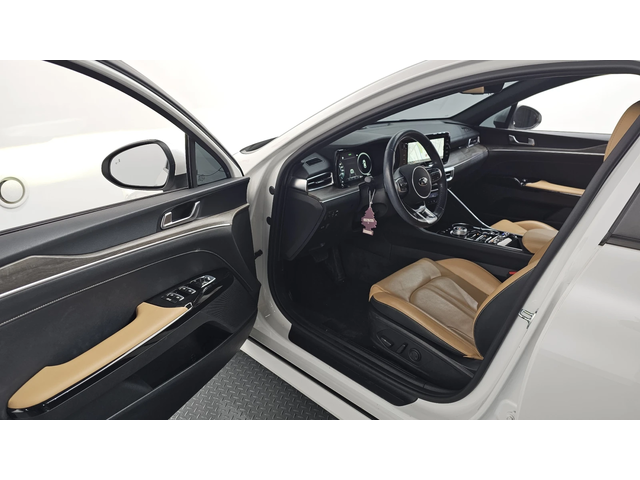 Kia K5 2.0 NOBLESSE autogeorge.com - автомобили, коли, обяви за нови и употребявани 8