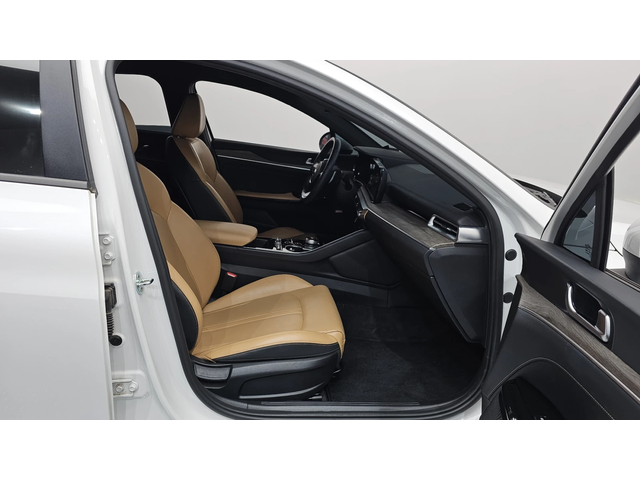 Kia K5 2.0 NOBLESSE autogeorge.com - автомобили, коли, обяви за нови и употребявани 9