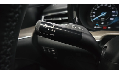 Kia K5 2.0 NOBLESSE autogeorge.com - автомобили, коли, обяви за нови и употребявани 15