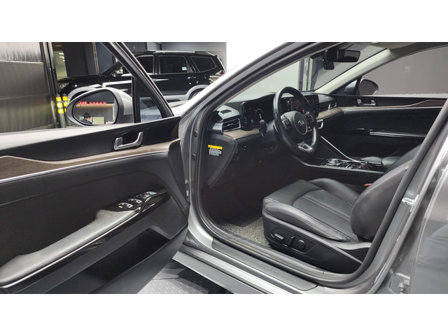 Kia K5 2.0 NOBLESSE autogeorge.com - автомобили, коли, обяви за нови и употребявани 9