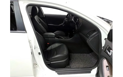 Kia K5 Lpi Luxury - автомобили, коли, обяви за нови и употребявани 10