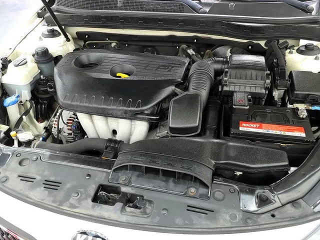 Kia K5 Lpi Luxury - автомобили, коли, обяви за нови и употребявани 5