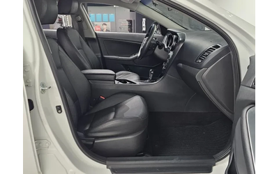 Kia K5 Lpi Deluxe - автомобили, коли, обяви за нови и употребявани 10