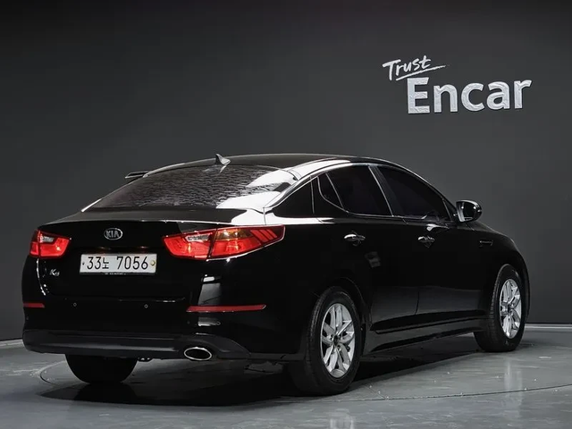 Kia K5 K5 Luxury - автомобили, коли, обяви за нови и употребявани 1