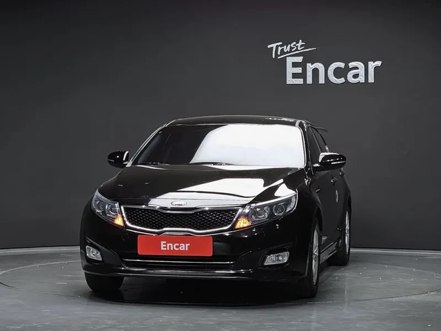 Kia K5 K5 Luxury - автомобили, коли, обяви за нови и употребявани 2