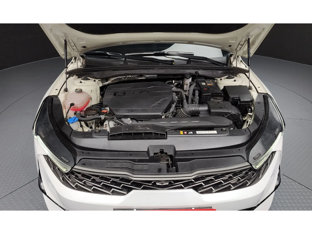 Kia K5 3Rd Generation 2.0 Lpi (For Rental Cars) Trendy - автомобили, коли, обяви за нови и употребявани 4