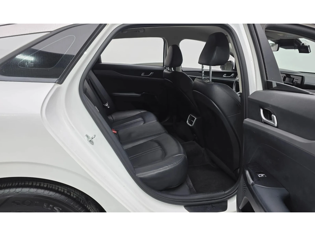 Kia K5 2.0 Lpi - автомобили, коли, обяви за нови и употребявани 10