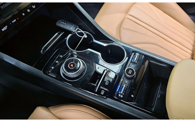 Kia K5 2023 - автомобили, коли, обяви за нови и употребявани 8