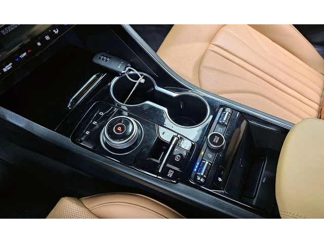 Kia K5 2023 - автомобили, коли, обяви за нови и употребявани 8