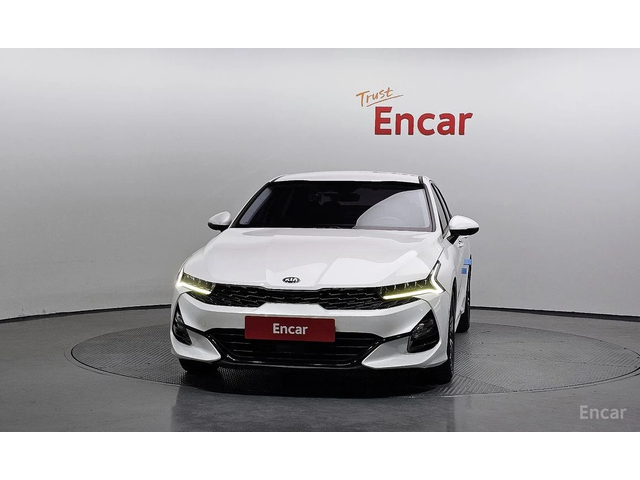 Kia K5 2.0 Trendy* ПОДГРЕВ* LANE ASSIST* CARPLAY* - автомобили, коли, обяви за нови и употребявани 1