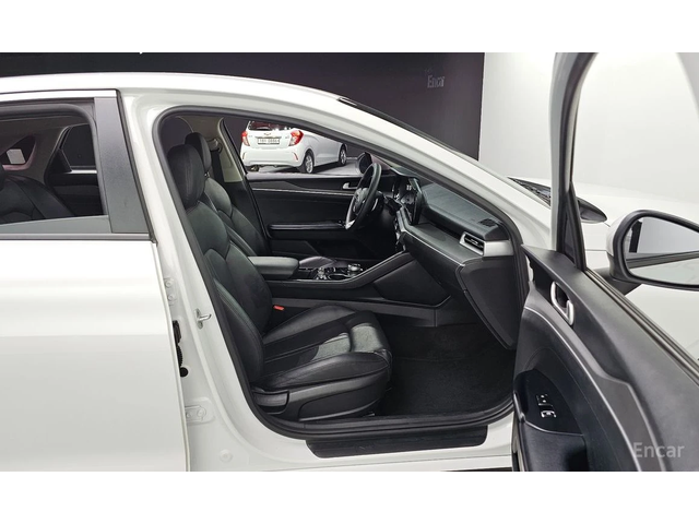 Kia K5 2.0 Trendy* ПОДГРЕВ* LANE ASSIST* CARPLAY* - автомобили, коли, обяви за нови и употребявани 6