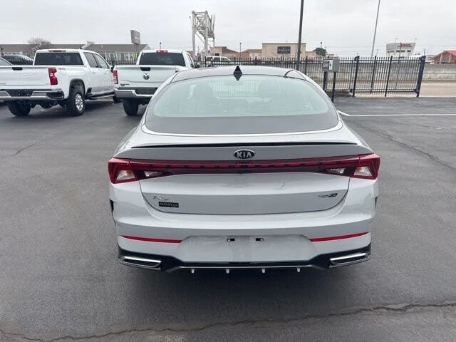 Kia K5 - автомобили, коли, обяви за нови и употребявани 4