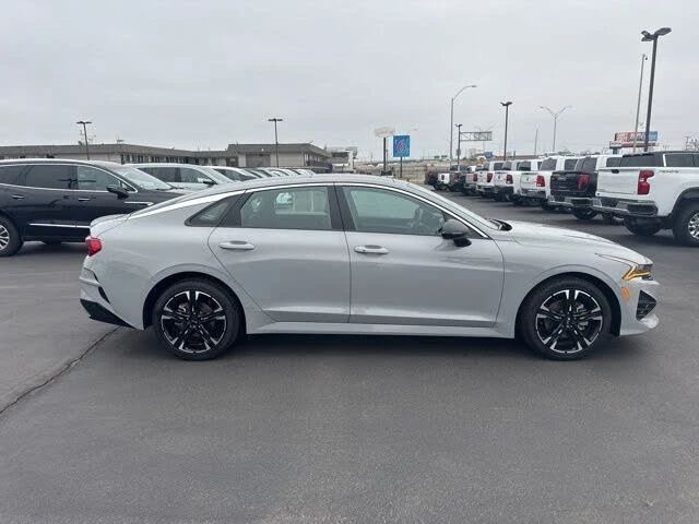 Kia K5 - автомобили, коли, обяви за нови и употребявани 6