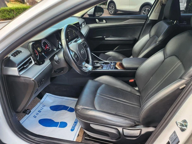 Kia K5 2.0 LPI Strandard * НАЙ-ДОБРА ЦЕНА В БЪЛГАРИЯ* - автомобили, коли, обяви за нови и употребявани 10