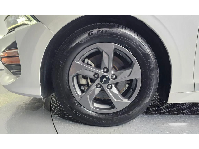 Kia K5 2.0 LPG Strandard * НАЙ-ДОБРА ЦЕНА В БЪЛГАРИЯ* - автомобили, коли, обяви за нови и употребявани 4