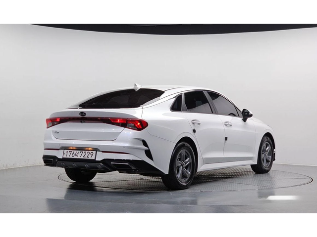 Kia K5 2.0 LPG Strandard * НАЙ-ДОБРА ЦЕНА В БЪЛГАРИЯ* - автомобили, коли, обяви за нови и употребявани 1