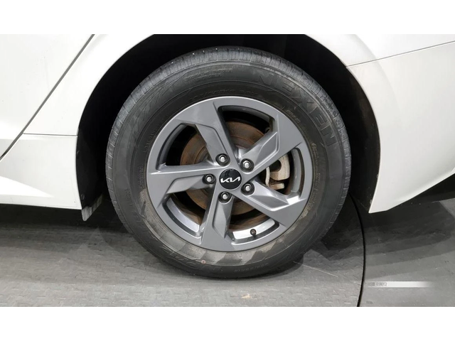 Kia K5 2.0 LPG Strandard * НАЙ-ДОБРА ЦЕНА В БЪЛГАРИЯ* - автомобили, коли, обяви за нови и употребявани 4