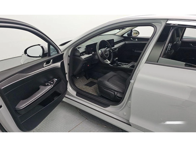 Kia K5 2.0 LPG Trendy * НАЙ-ДОБРА ЦЕНА В БЪЛГАРИЯ* - автомобили, коли, обяви за нови и употребявани 9