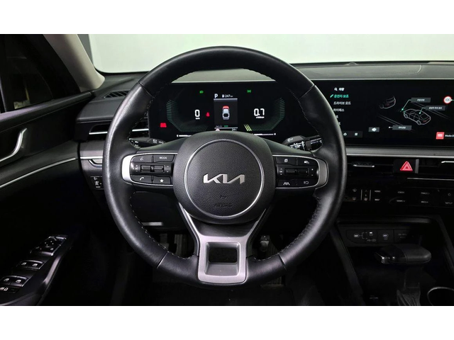 Kia K5 2.0 LPi Prestige * НАЙ-ДОБРА ЦЕНА В БЪЛГАРИЯ* - автомобили, коли, обяви за нови и употребявани 12